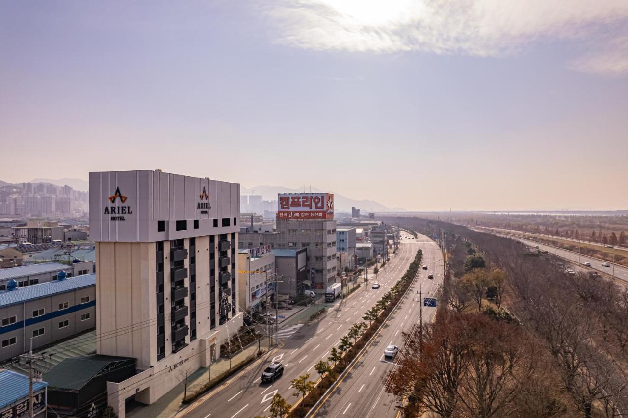 Ariel Hotel Busan Esterno foto