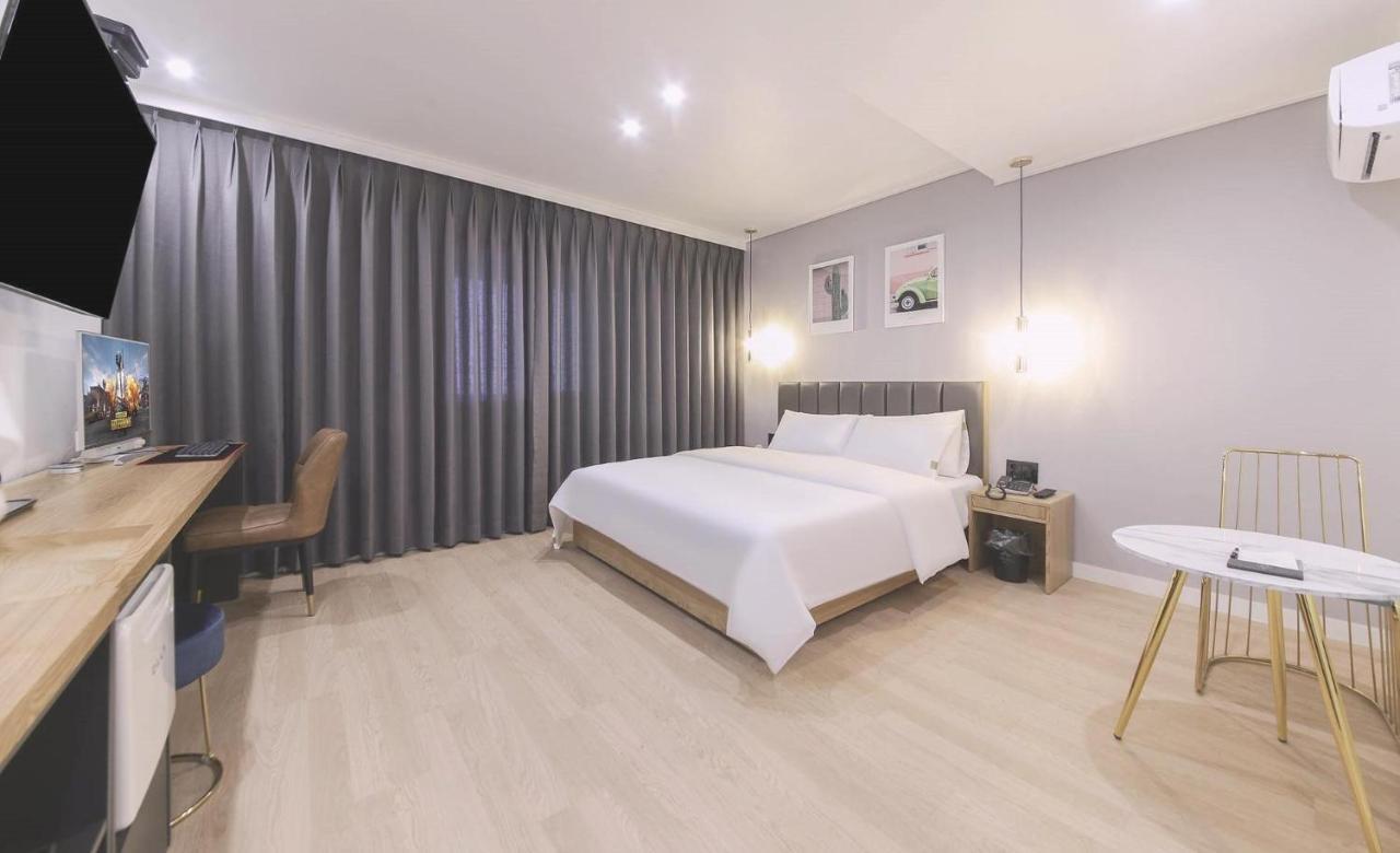 Ariel Hotel Busan Esterno foto