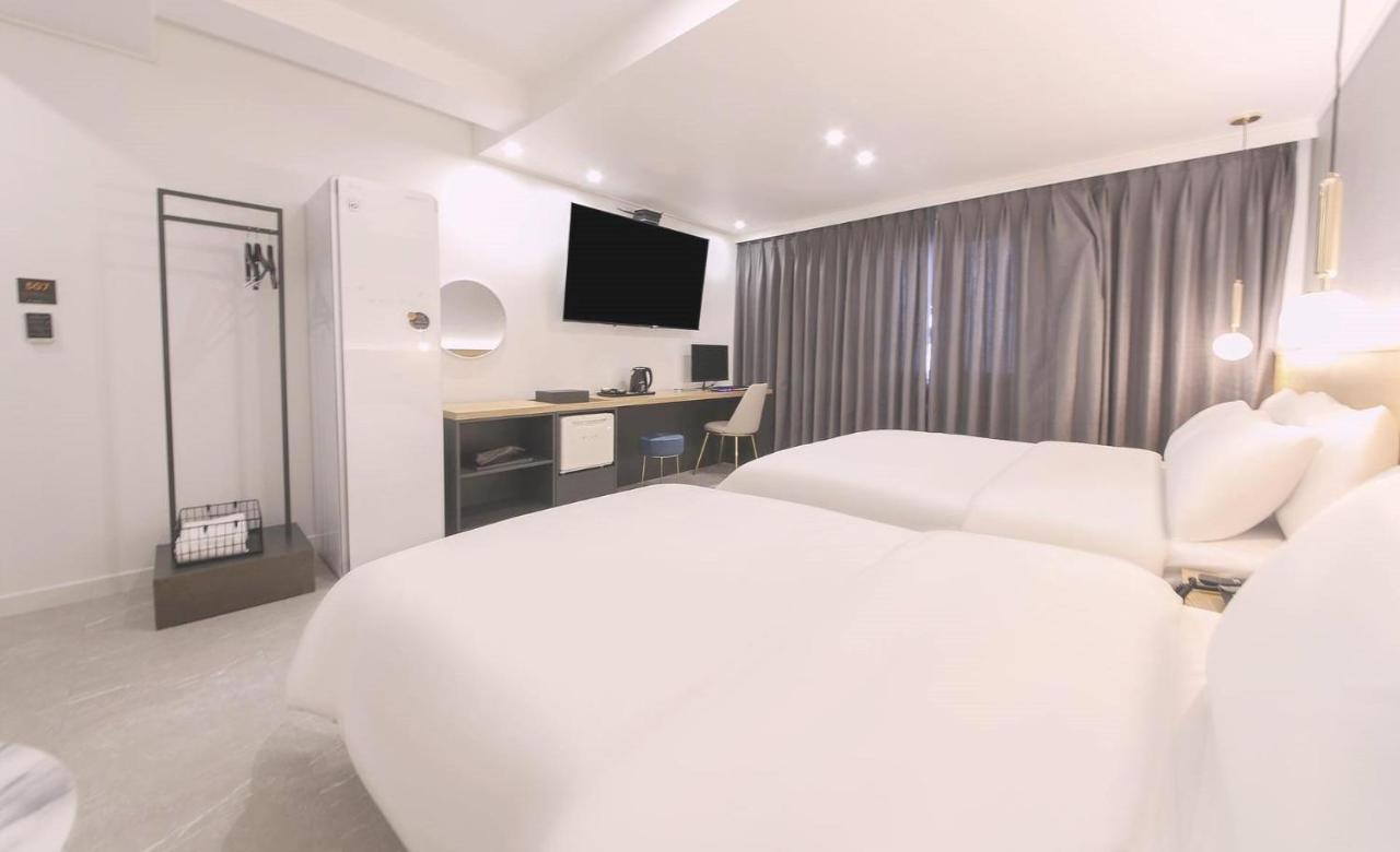 Ariel Hotel Busan Esterno foto