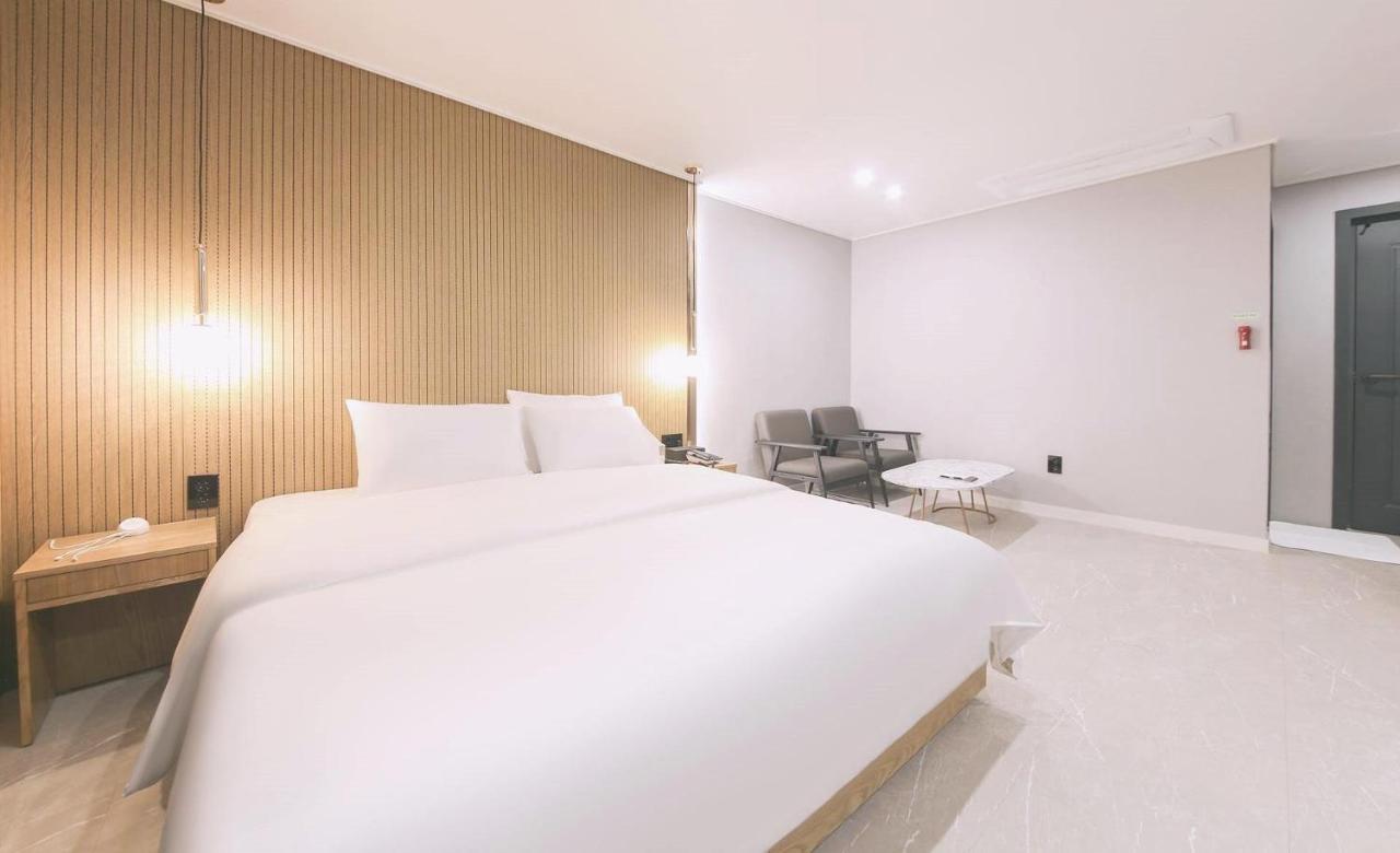 Ariel Hotel Busan Esterno foto