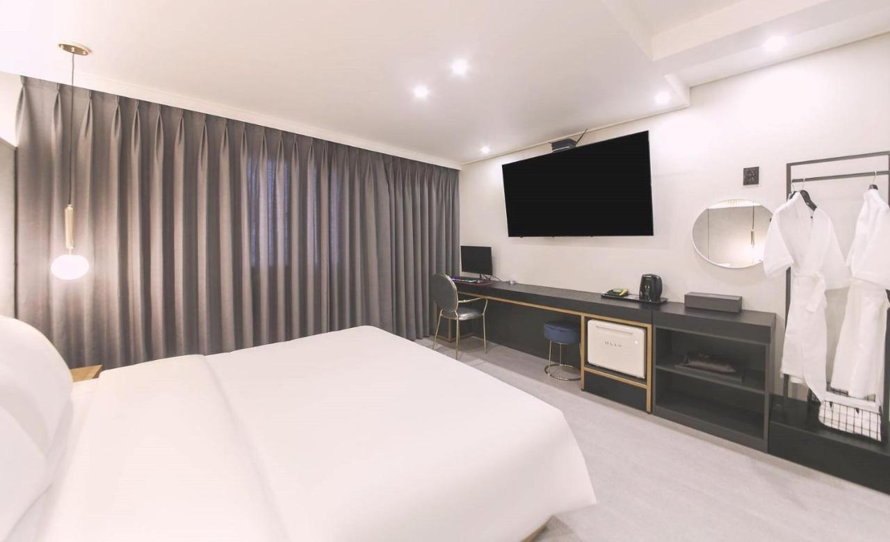 Ariel Hotel Busan Esterno foto