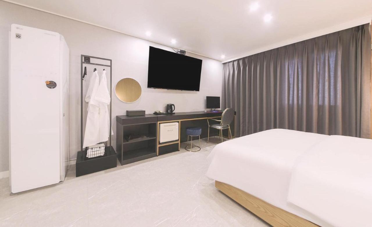 Ariel Hotel Busan Esterno foto